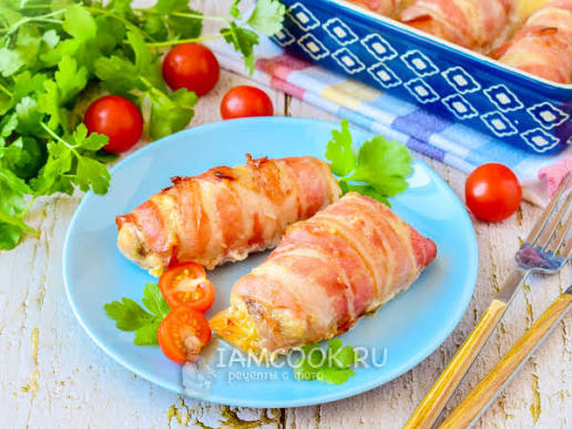Мясо в беконе